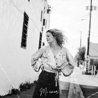 Vanessa Paradis - Mi Amor (2024)